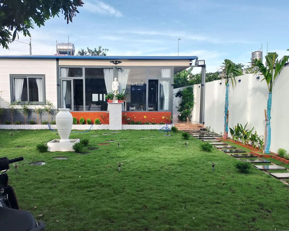 Nhà lắp ghép 70m2 sân vườn rộng rãi