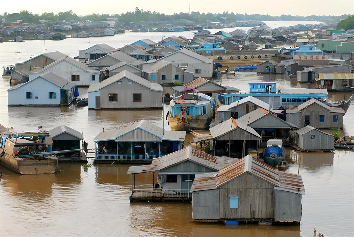 Nhà nổi trên sông là một hình thức xây dựng đặc trưng tại Việt Nam